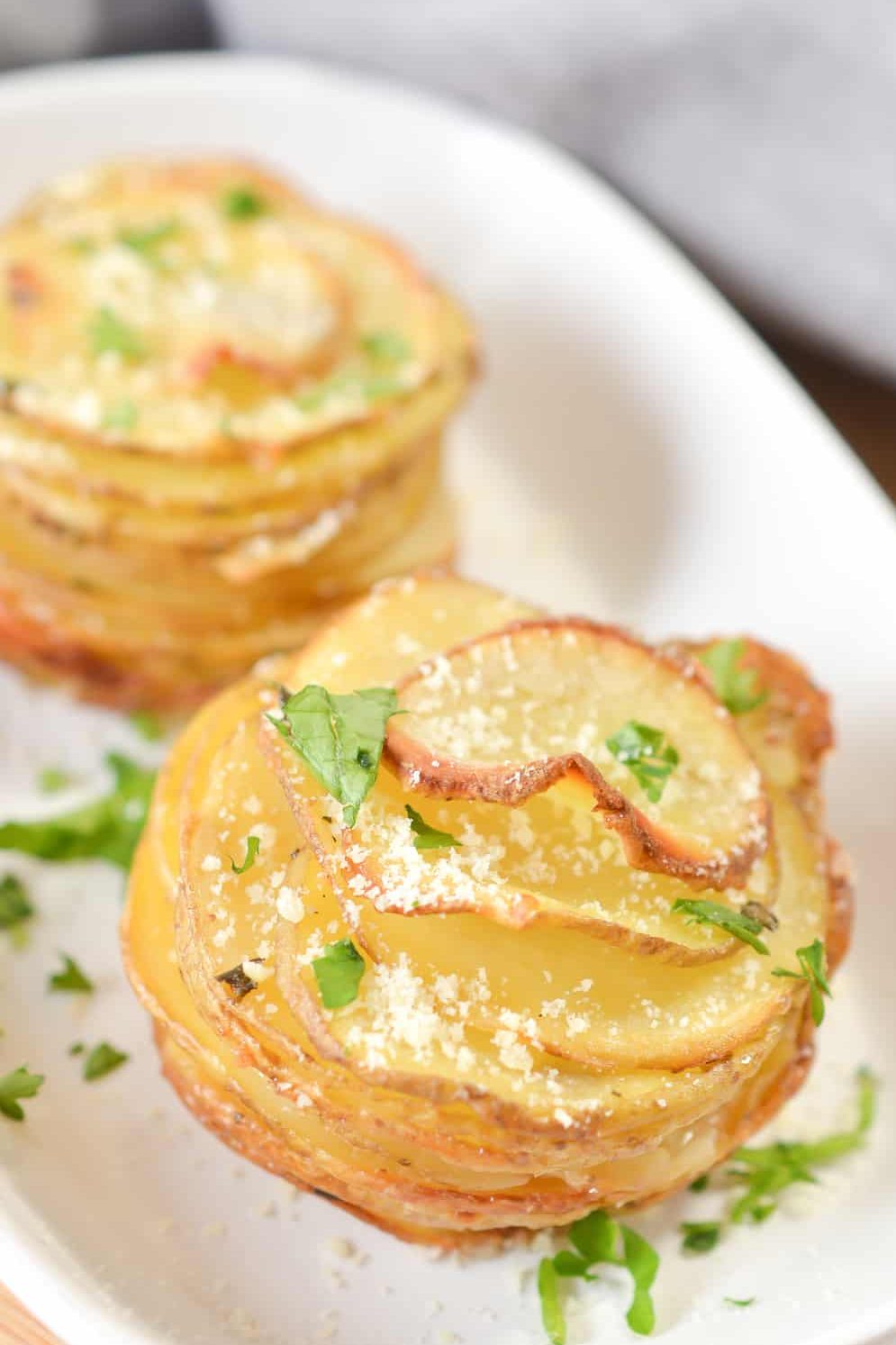 Sliced Potatoes in a Muffin Tin, sliced potatoes recipe, muffin tin potatoes