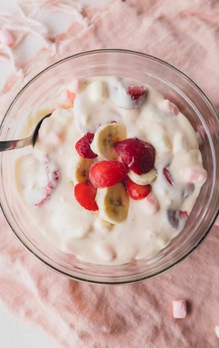 strawberry banana cheesecake salad,
fruit salad cheesecake, strawberry banana cheesecake salad with cool whip