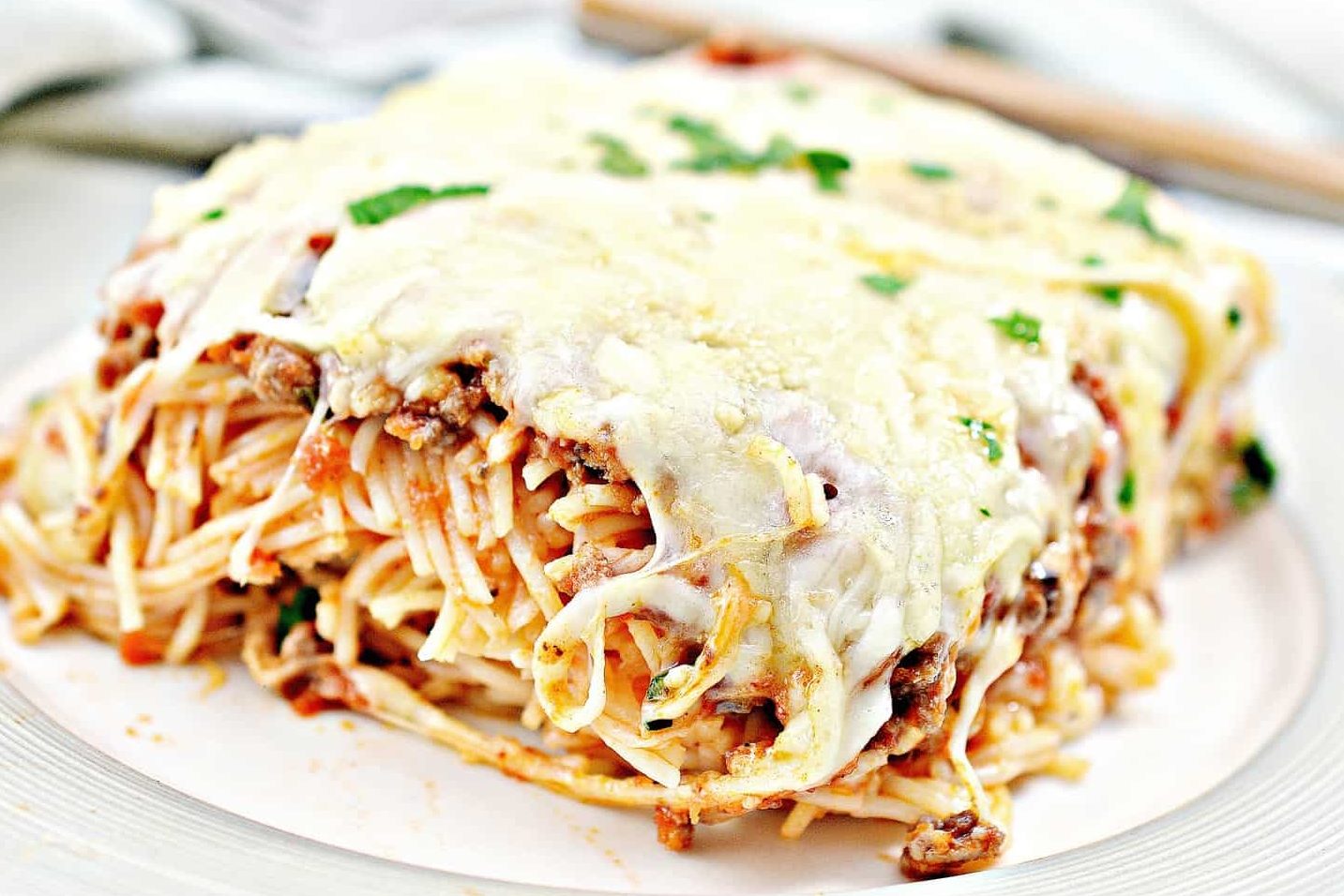baked spaghetti with cream cheese, baked cream cheese spaghetti, baked spaghetti recipe