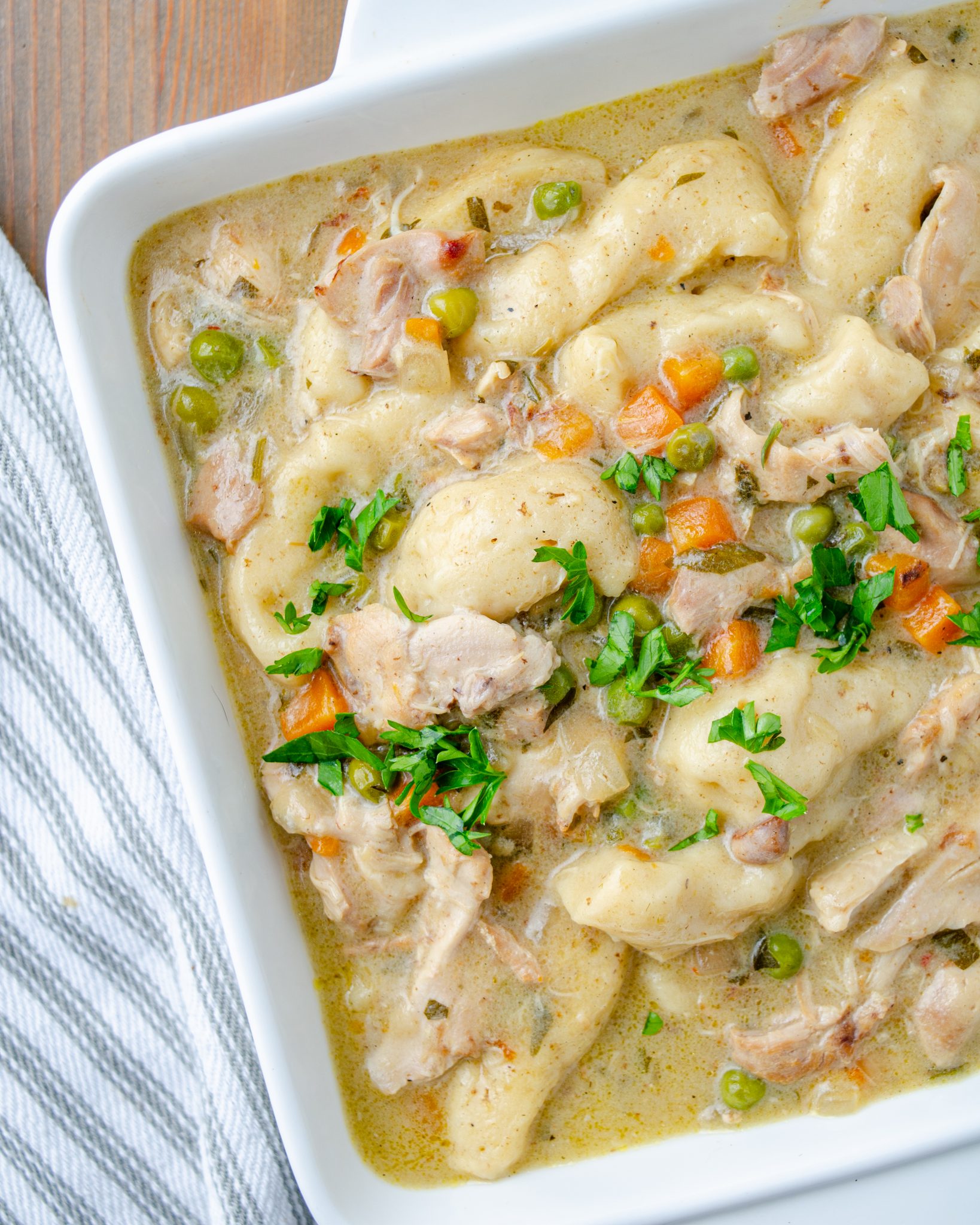 Crock Pot Chicken And Dumplings Easy Homemade Chicken And Dumplings