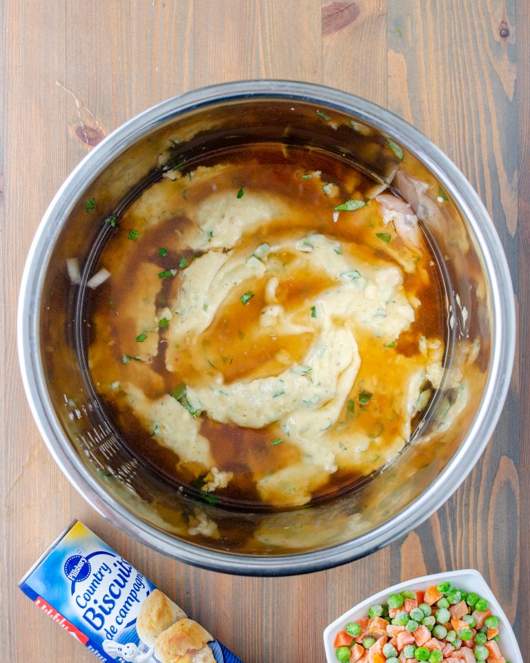 Crock Pot Chicken and Dumplings Easy Homemade Chicken and Dumplings