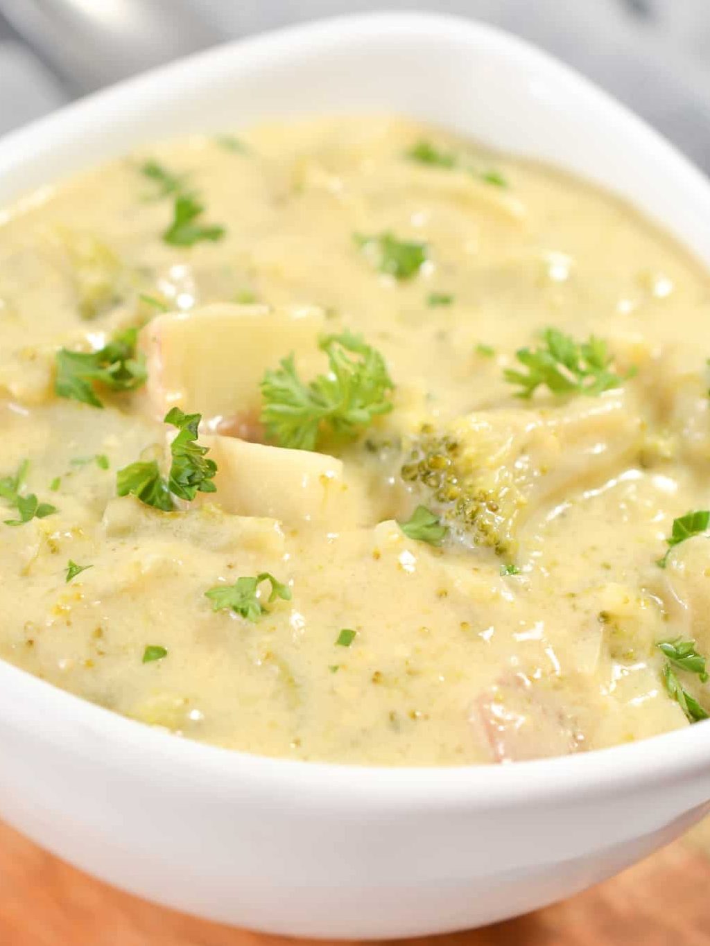 crockpot potato broccoli cheddar soup, broccoli potato soup, slow cooker potato soup