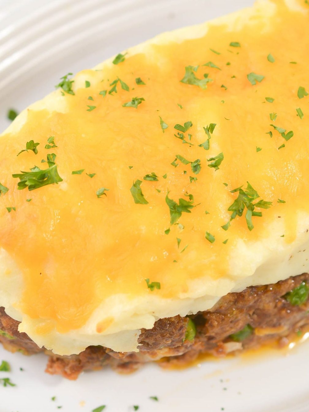 Meatloaf with Mashed Potatoes and Cheese 