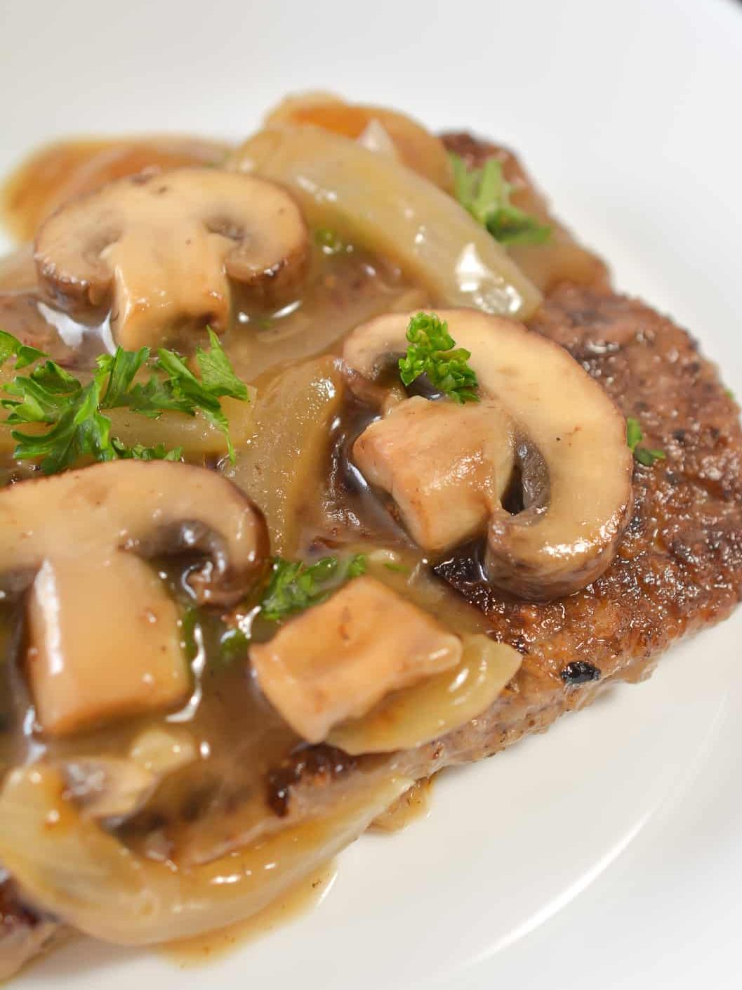 smothered cube steak, recipe for smothered cube steak, cube steak recipe