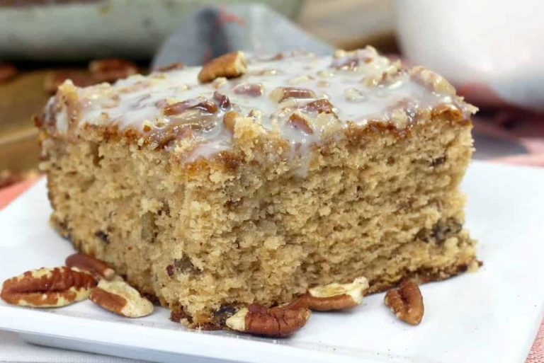 Southern Butter Pecan Praline Cake Recipe | Sweet Pea's Kitchen