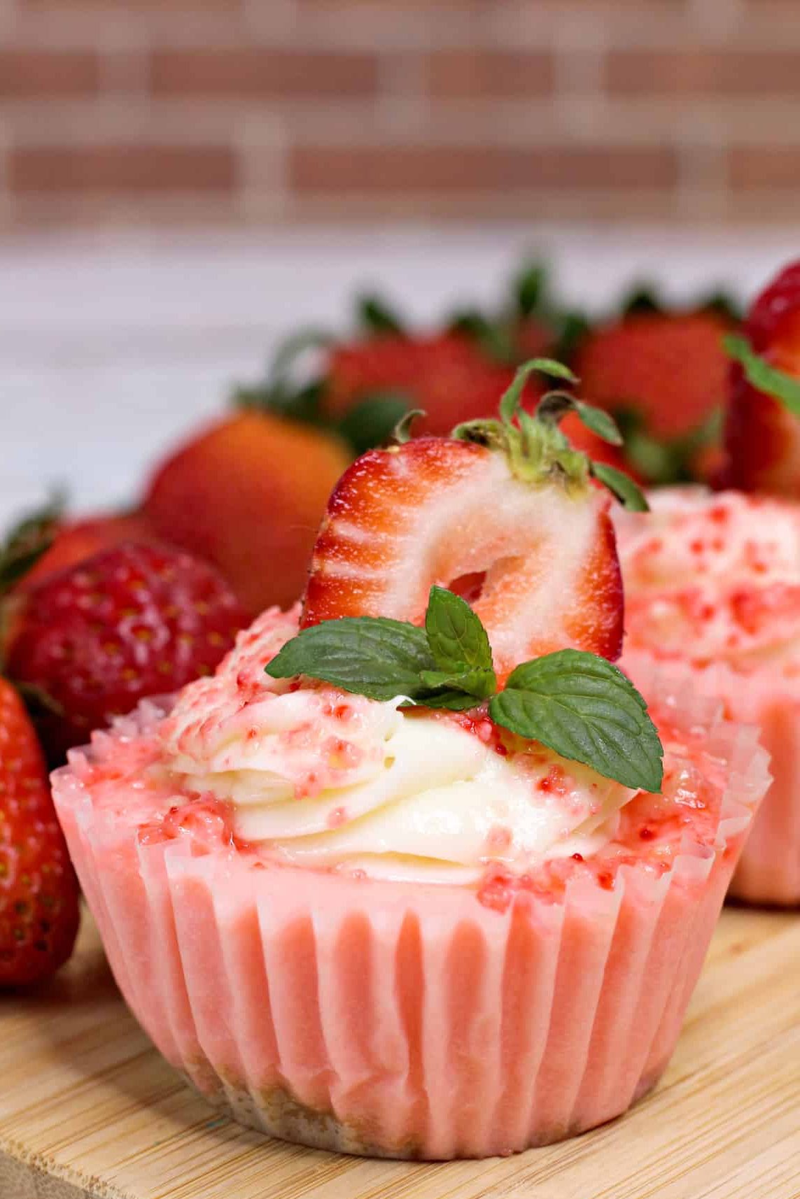 strawberry flavored cheesecake, muffin tin dessert recipe