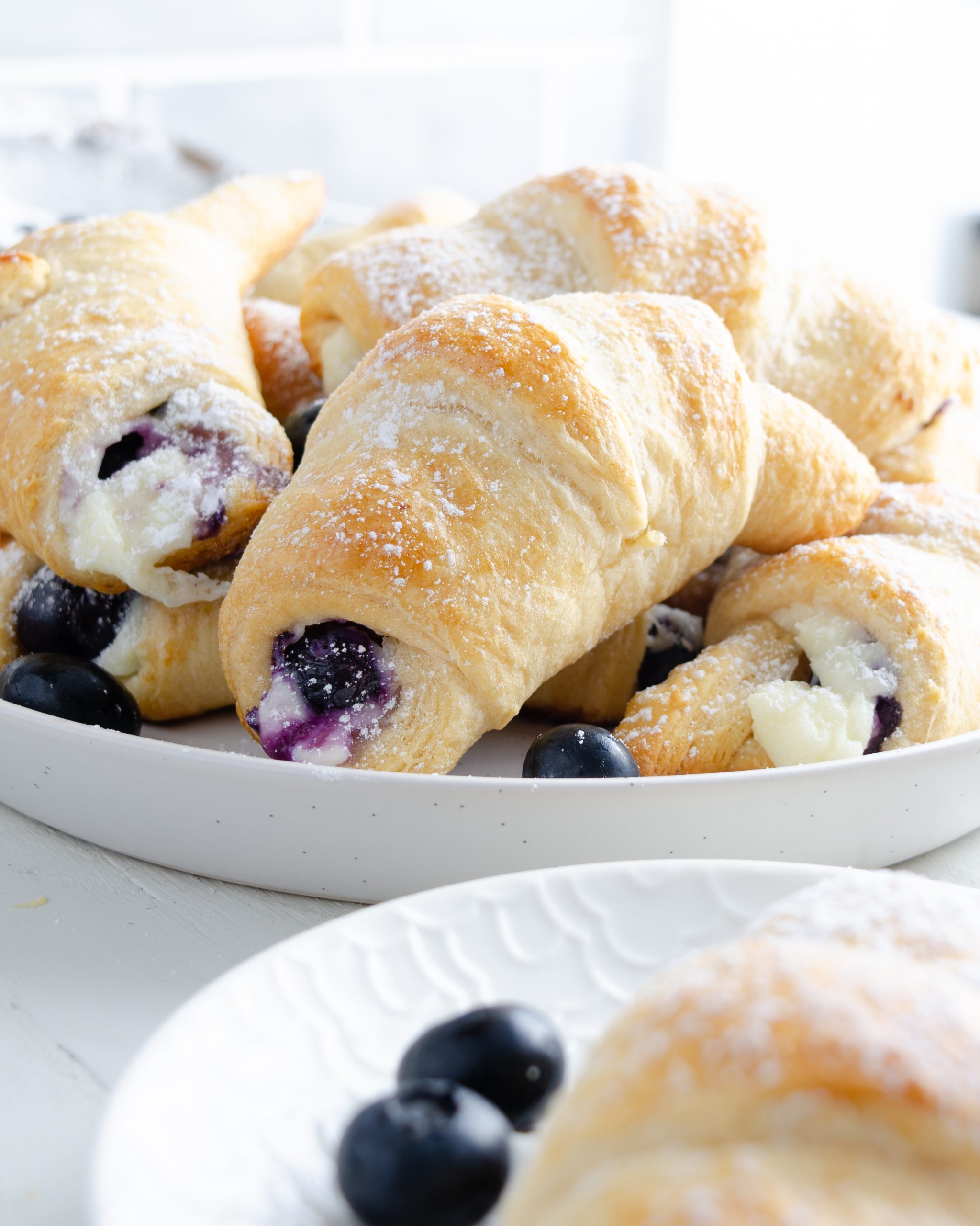 crescent roll blueberry cream cheese, cream cheese blueberry crescent rolls, blueberry cream cheese crescent rolls