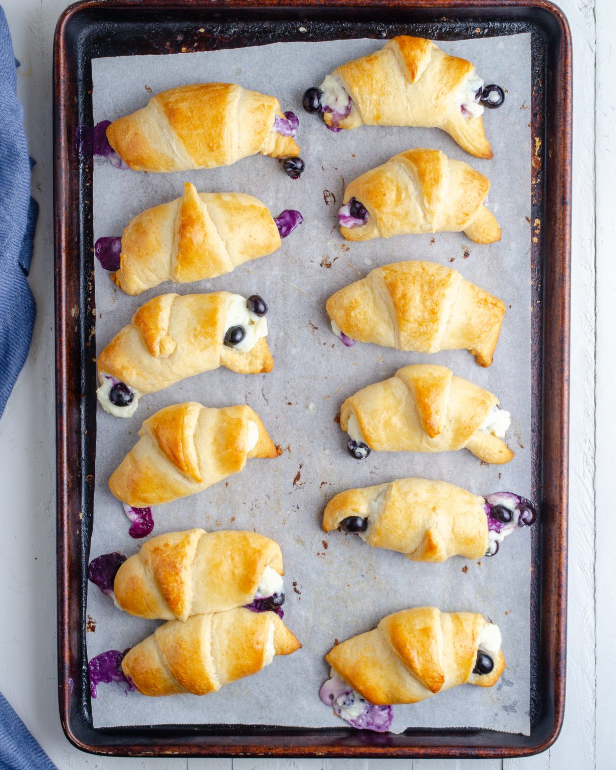 Blueberry Cheesecake Crescent Rolls - Sweet Pea's Kitchen