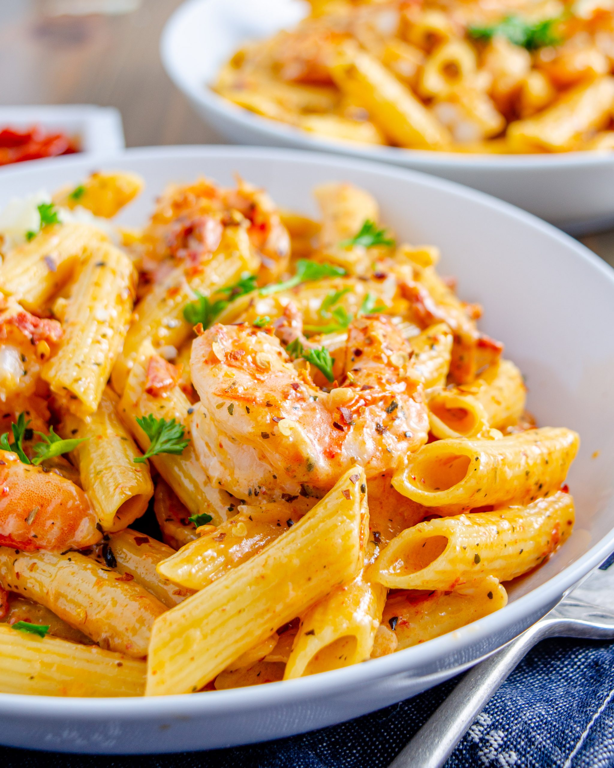 creamy mozzarella shrimp pasta, shrimp pasta recipe