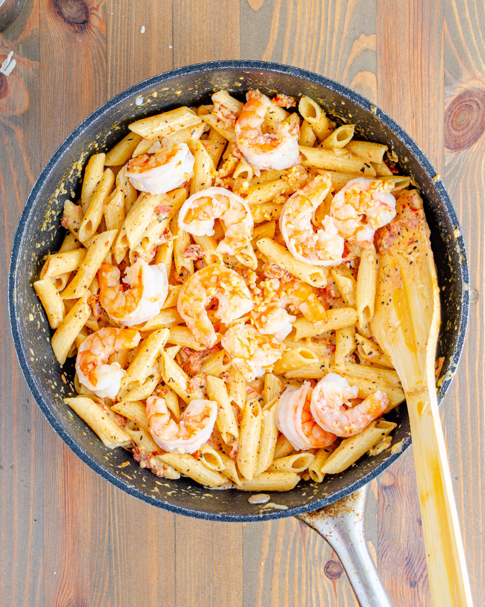 Mix in the shrimp and pasta until well combined.