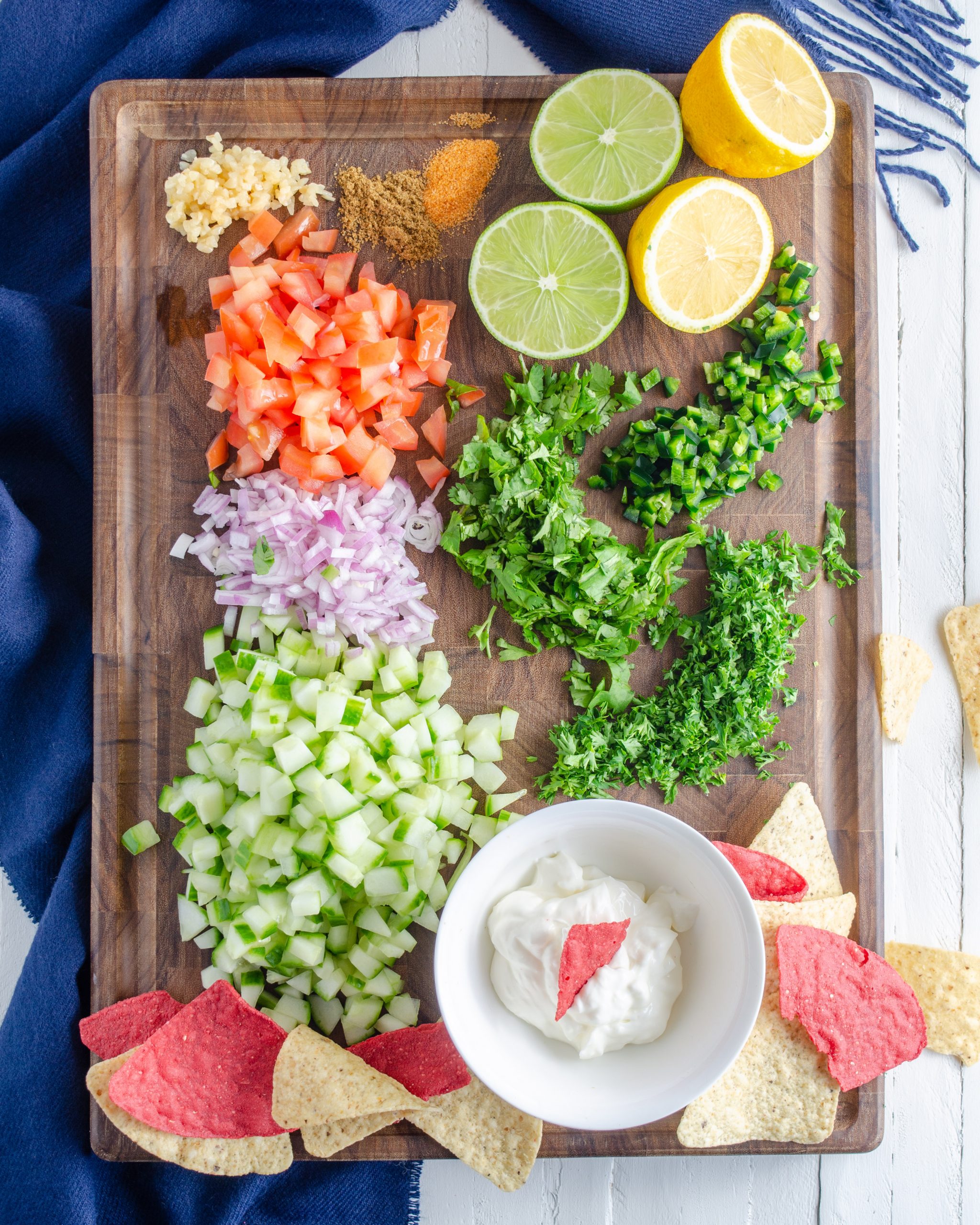 Crunchy Salsa with Fresh Cucumbers ingredients