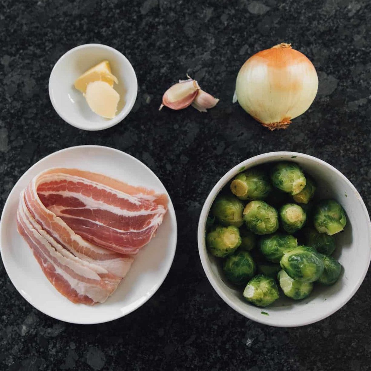 Brussel Sprouts with Bacon And Garlic ingredients