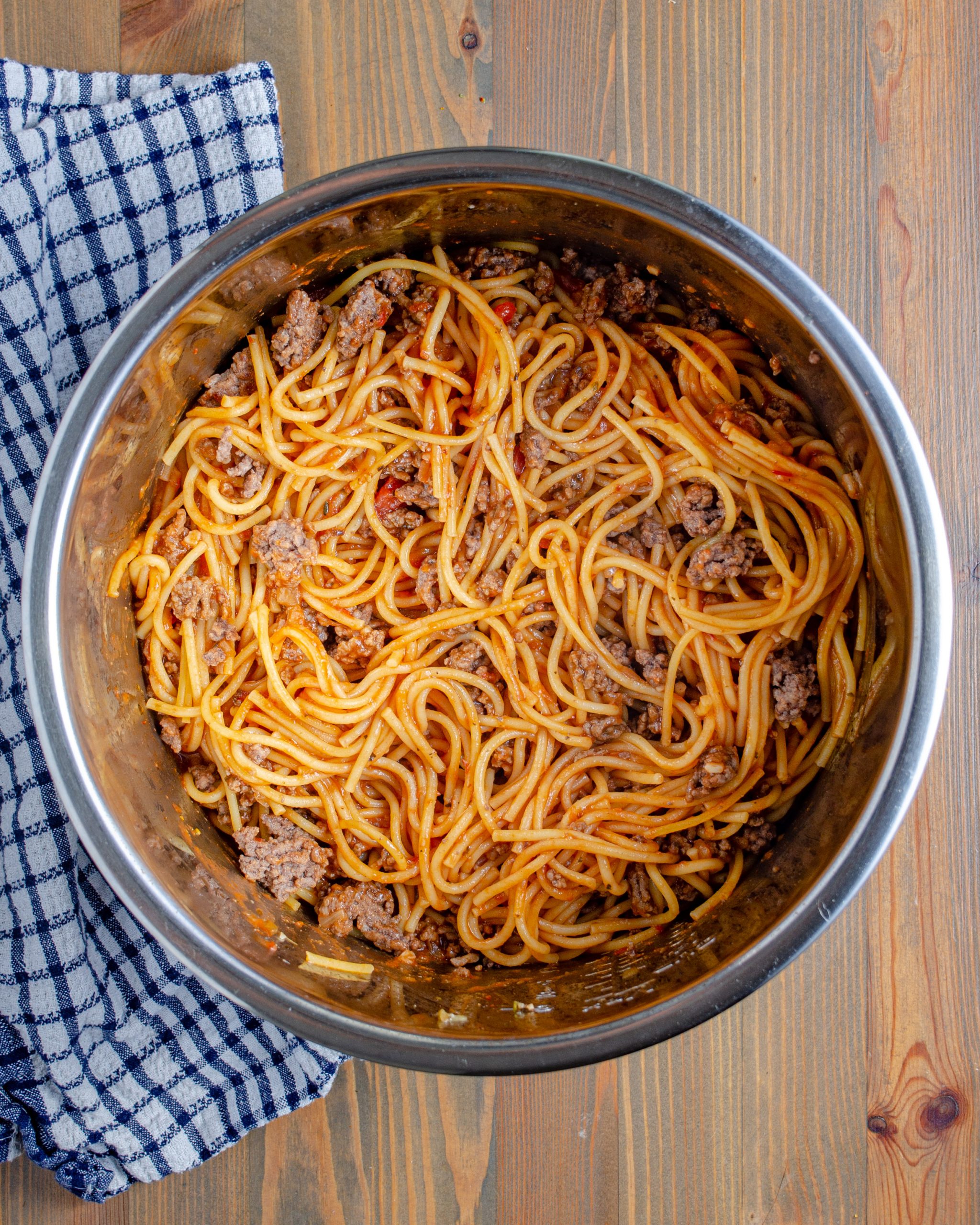 instant pot spaghetti and meatballs, spaghetti and meatballs recipe, spaghetti and meatballs instant pot