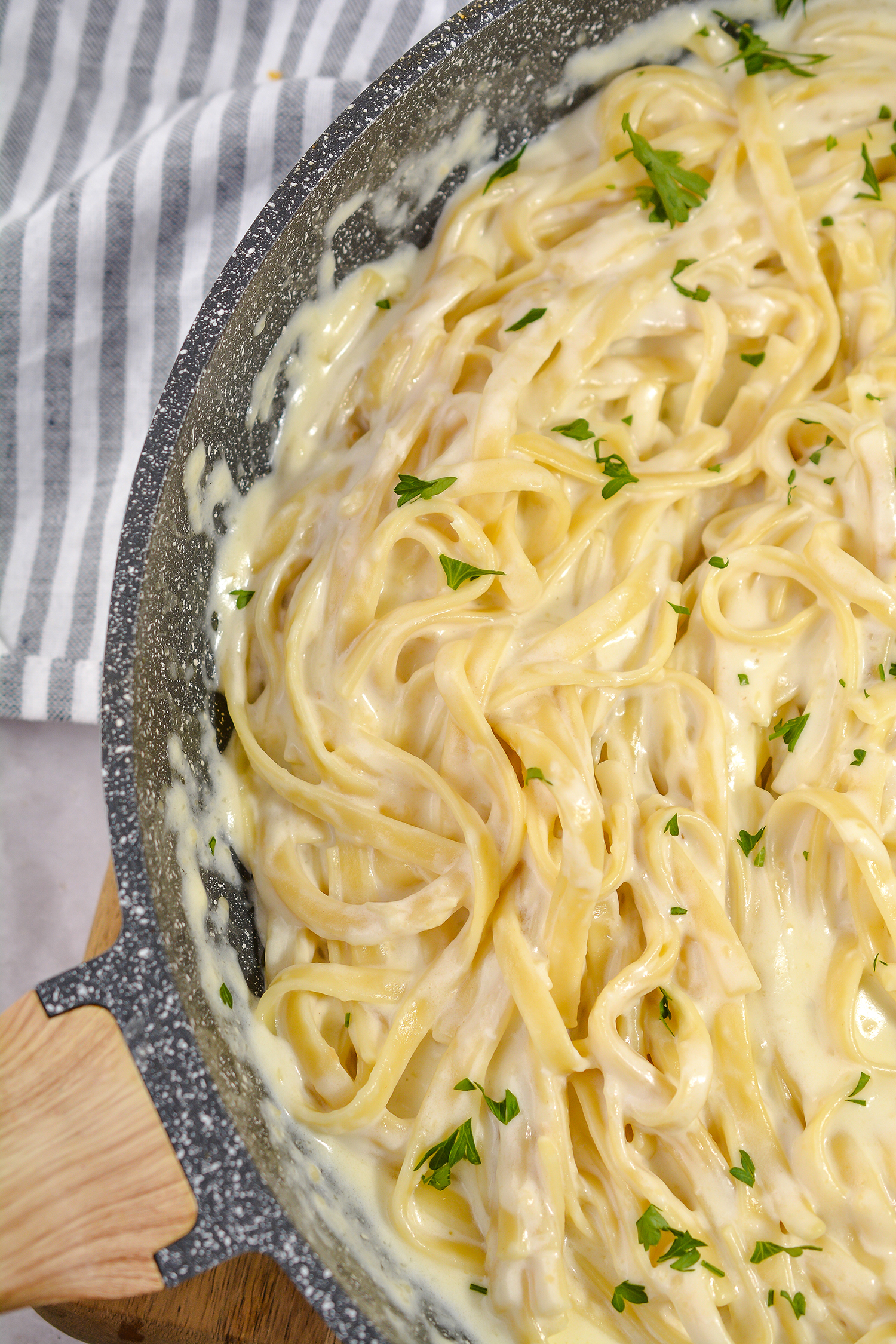 olive garden alfredo sauce recipe, olive garden alfredo recipe, olive garden fettuccine alfredo recipe