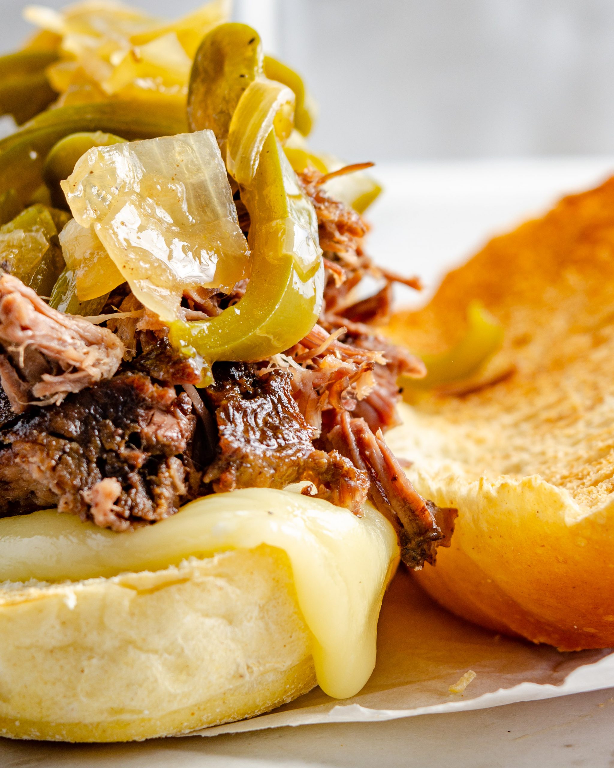 slow cooker philly cheese steak sandwiches, slow cooker philly cheesesteak, philly cheese steak recipe