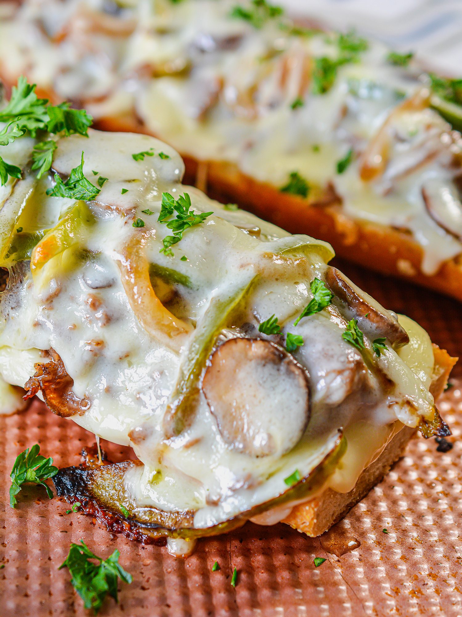 philly cheesesteak cheesy bread, philly cheesesteak recipe, cheesy bread