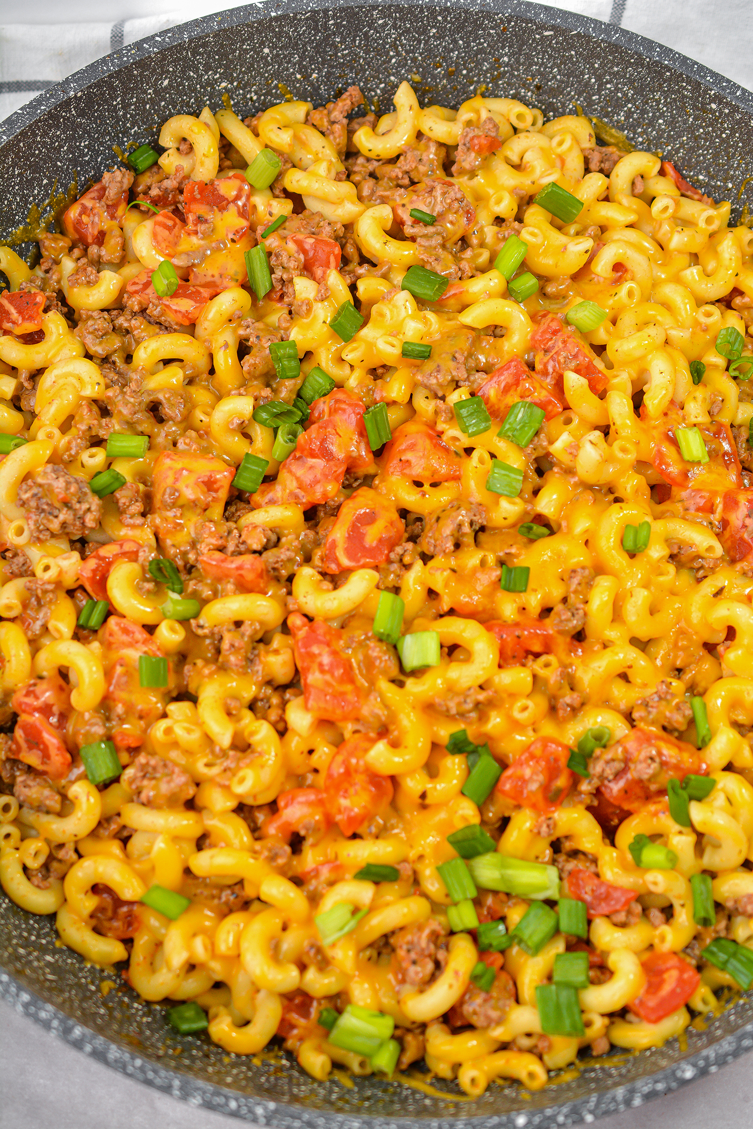 skinny cheeseburger casserole, cheeseburger casserole, cheeseburger pasta