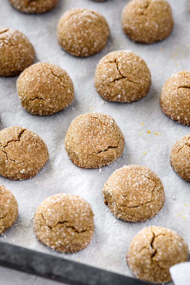 Old Fashioned Soft Molasses Cookies 