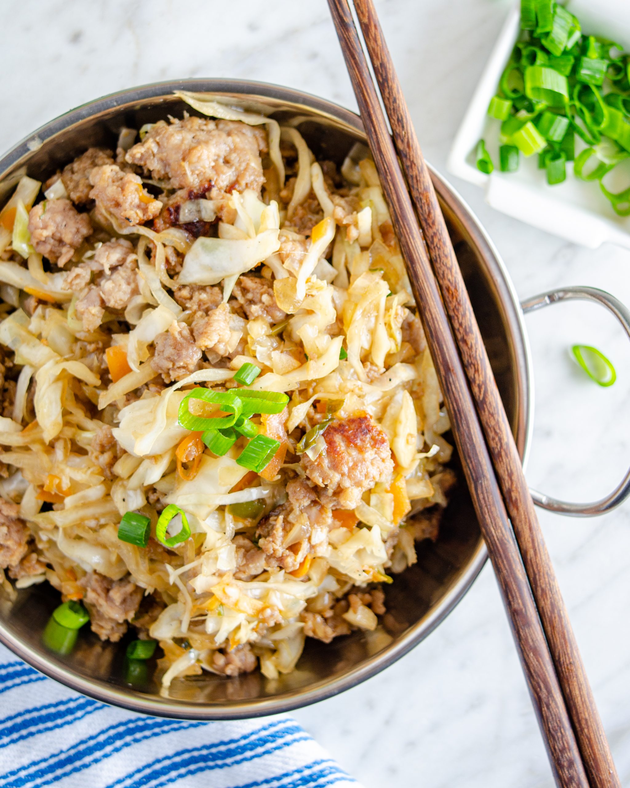 egg roll in a bowl, egg roll in a bowl recipe, sausage eggroll in a bowl