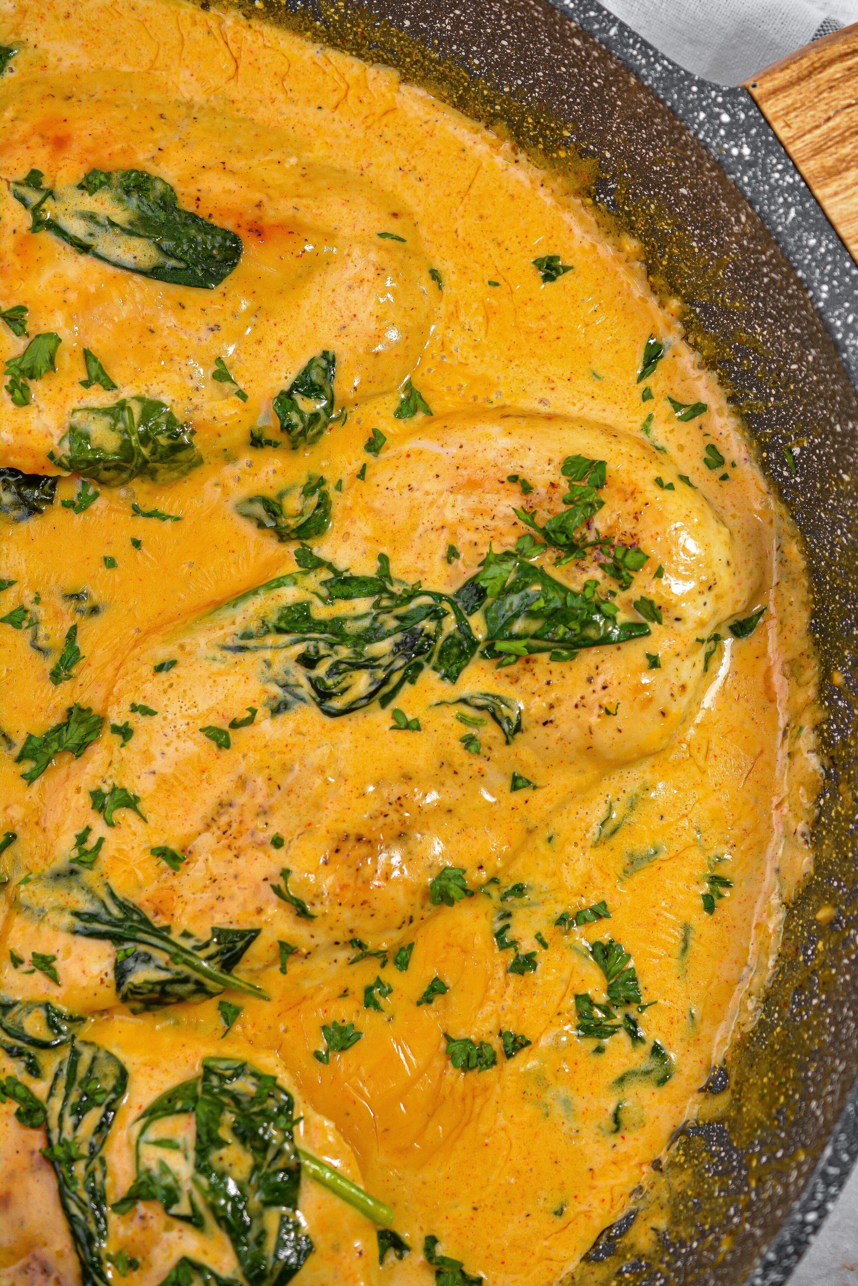 chicken and spinach, chicken and spinach recipe, chicken and spinach in creamy paprika sauce
