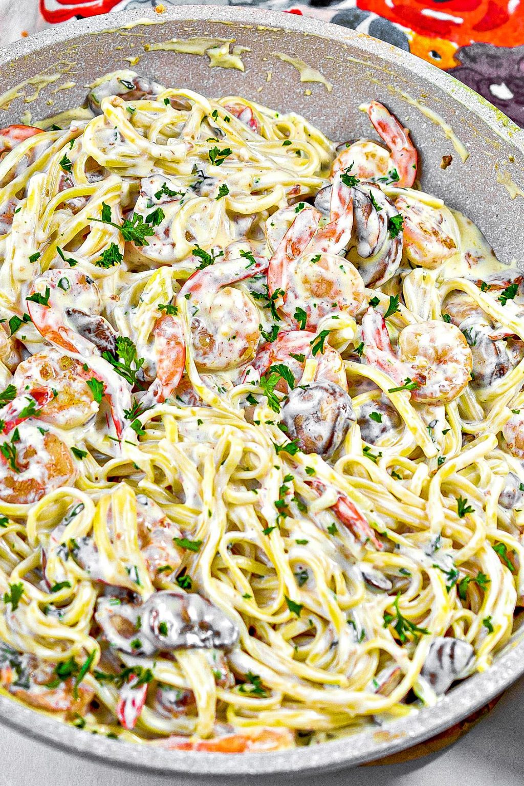 Shrimp and Mushroom Linguini with Cheese Creamy Herb Sauce - Sweet Pea ...