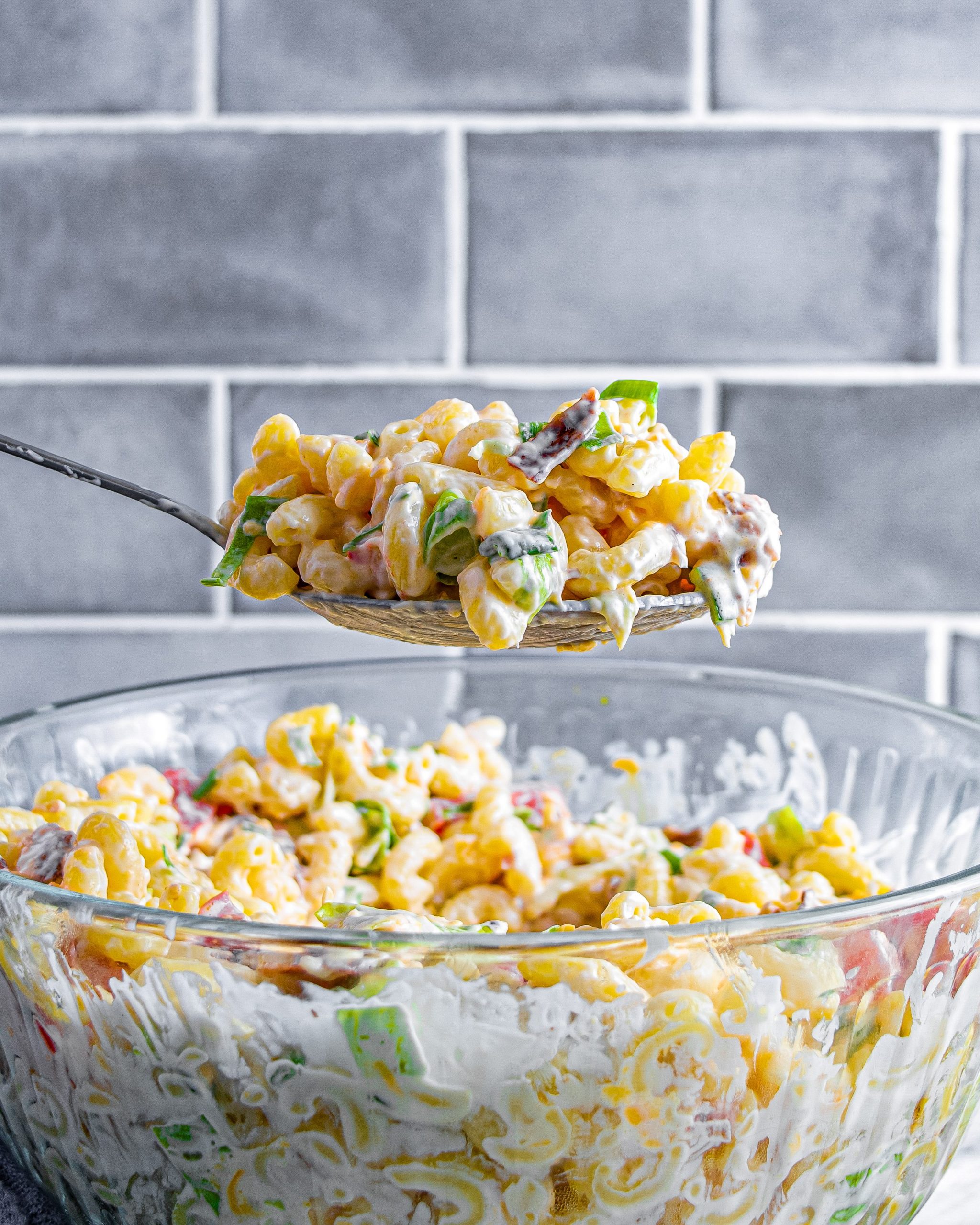 blt pasta salad, blt salad with pasta, pasta salad spinach