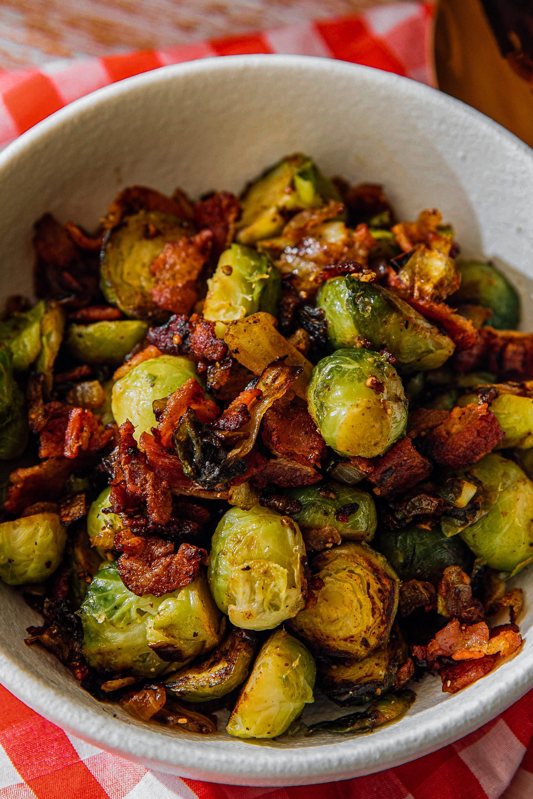 Brussel Sprouts with Bacon And Garlic, Brussel Sprouts with Bacon And Garlic recipe