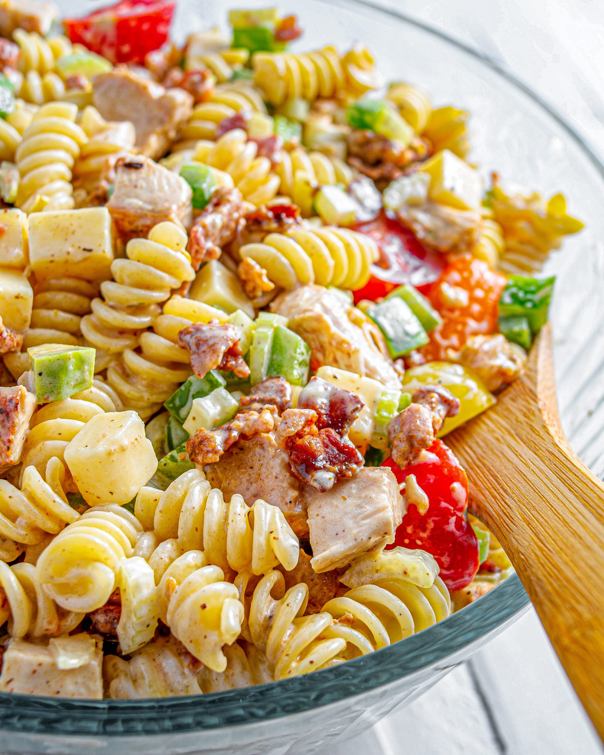 chicken club pasta salad, chicken pasta salad, pasta salad with chicken