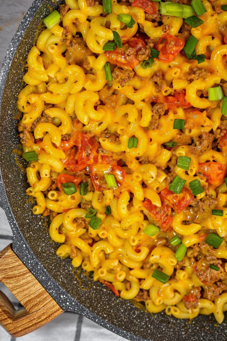 Skinny Cheeseburger Pasta - Sweet Pea's Kitchen