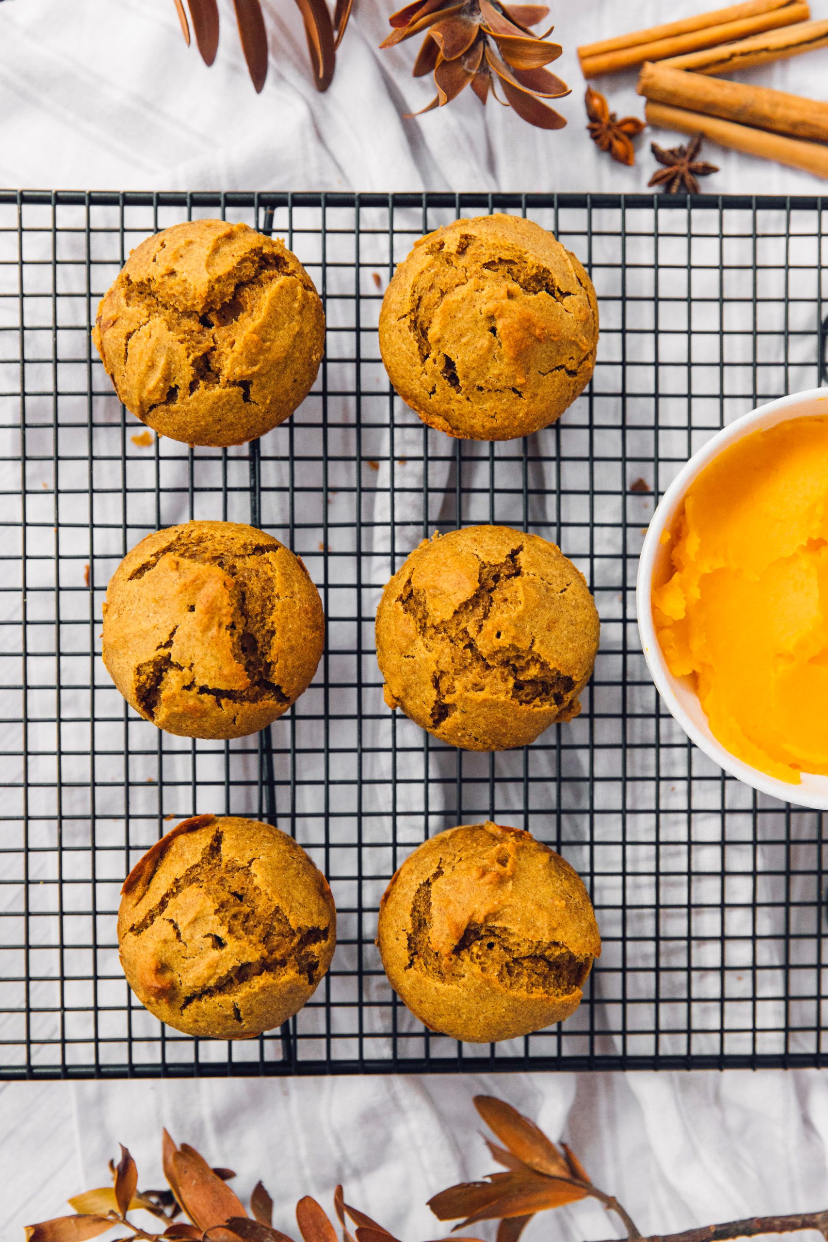 2 ingredient pumpkin muffins, pumpkin muffins recipe