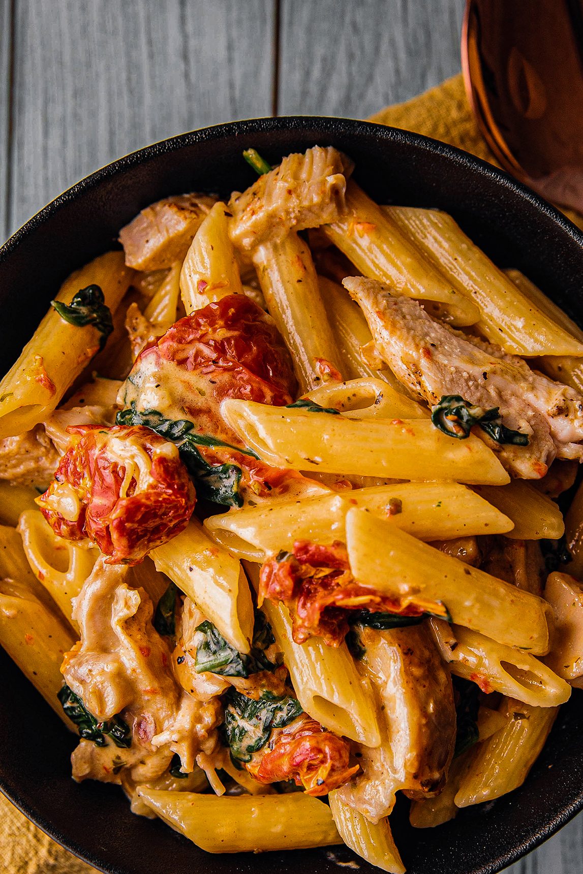 creamy chicken italian pasta, pasta recipes, creamy tuscan chicken pasta