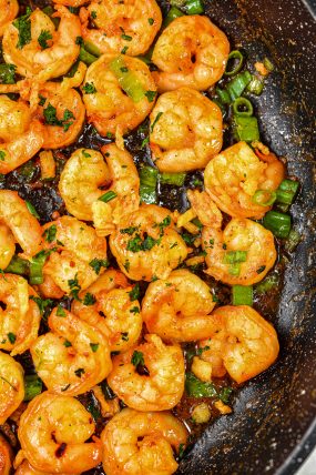 4 Minute Spicy Garlic Shrimp - Sweet Pea's Kitchen