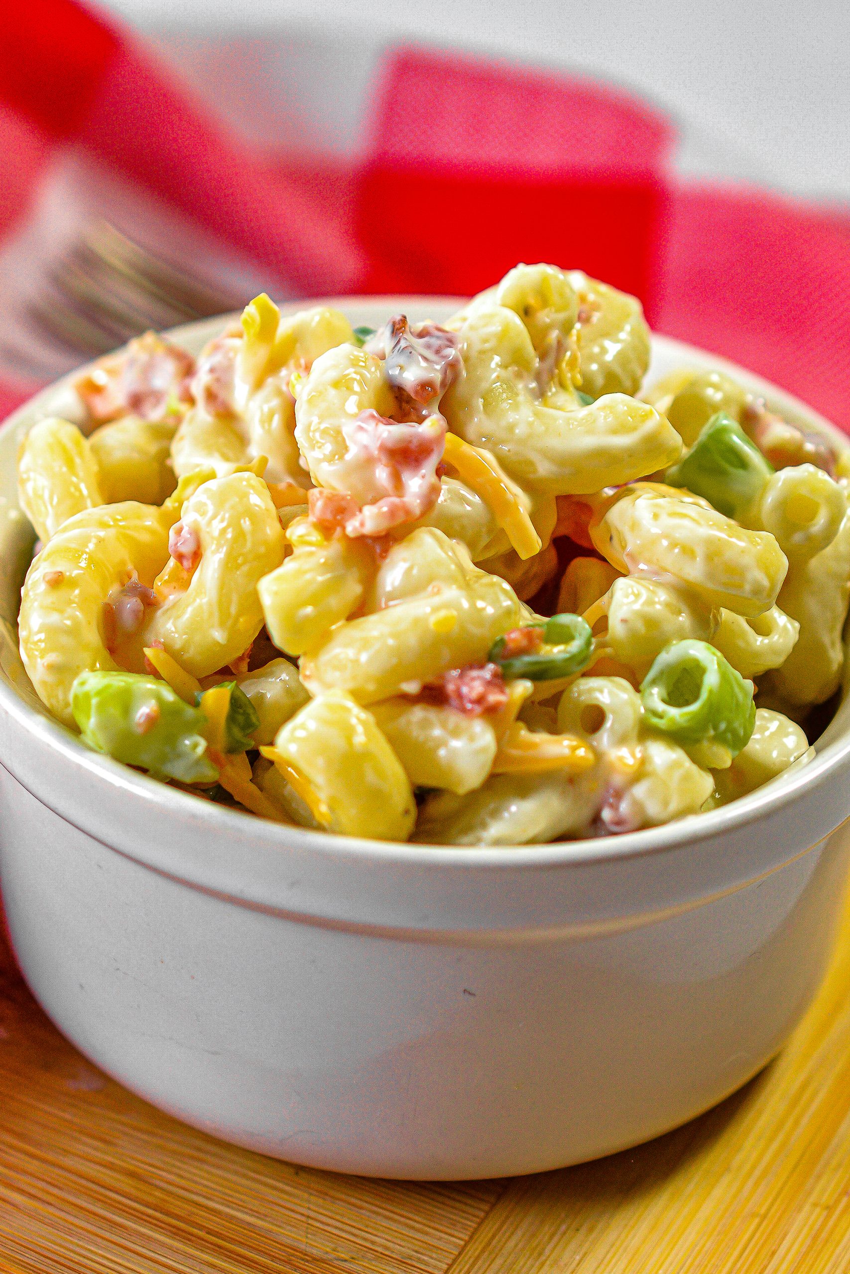 Bacon, Lettuce and Tomato Macaroni Salad