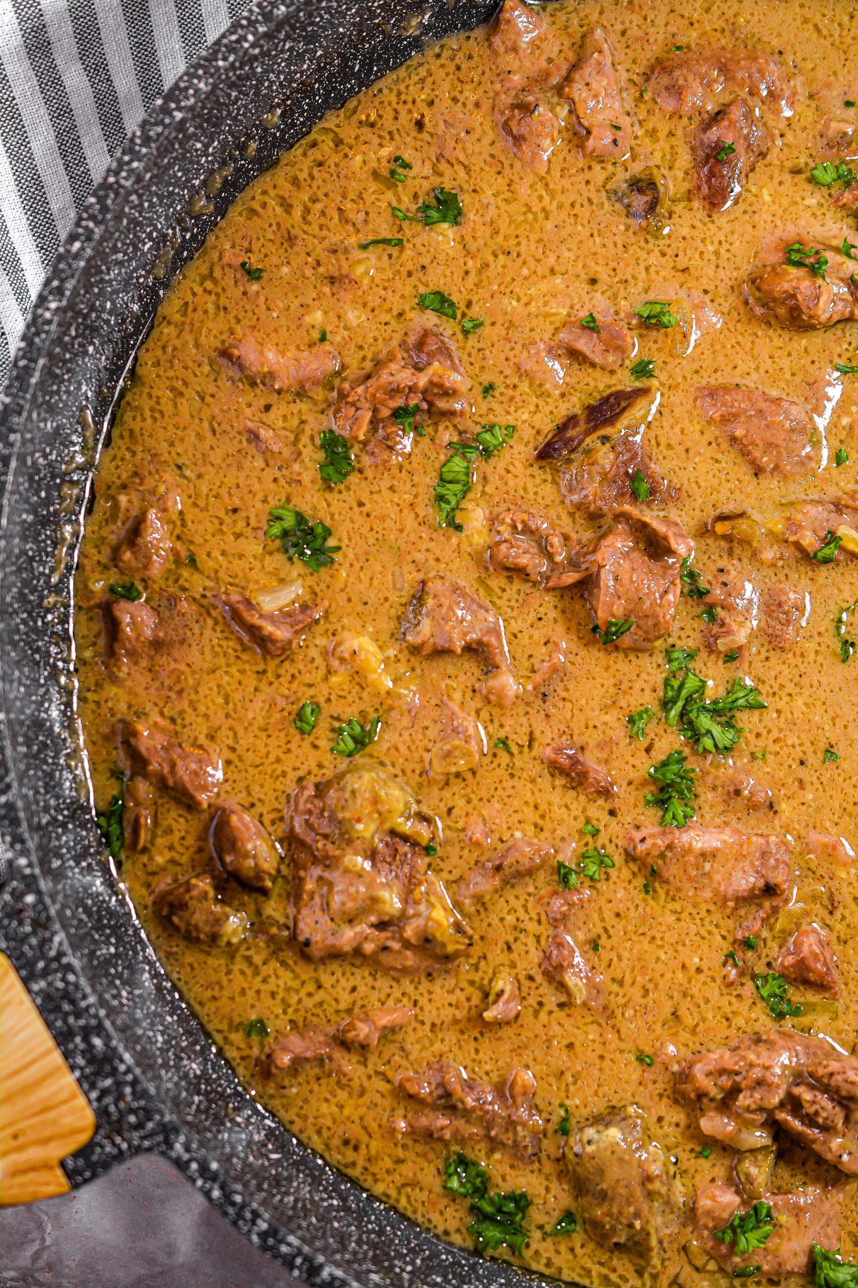 Crockpot Beef Tips and Gravy