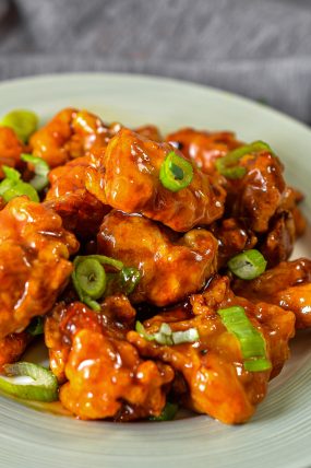 Easy General Tso's Chicken Recipe - Sweet Pea's Kitchen