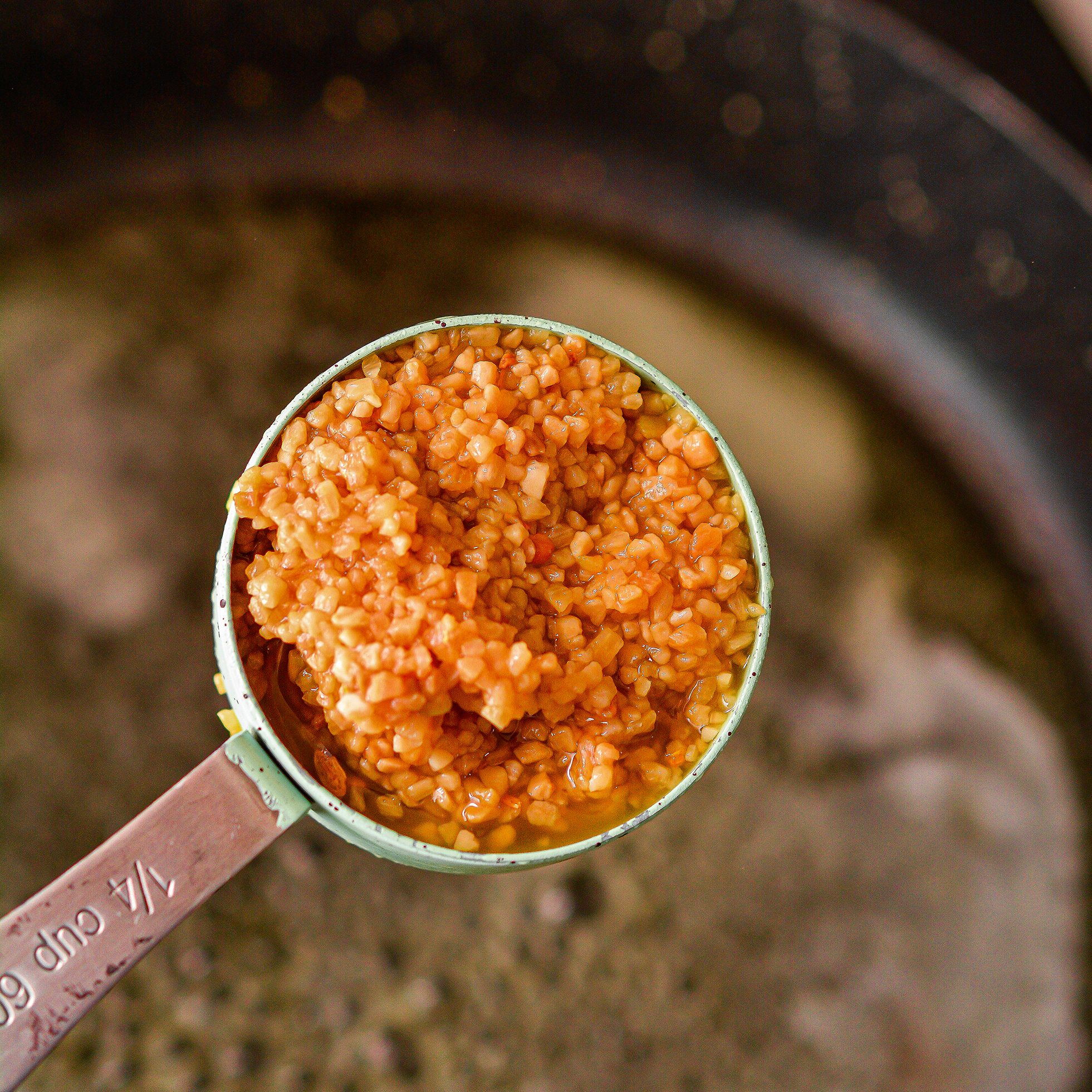  Stir the minced garlic into the skillet and saute for a minute.