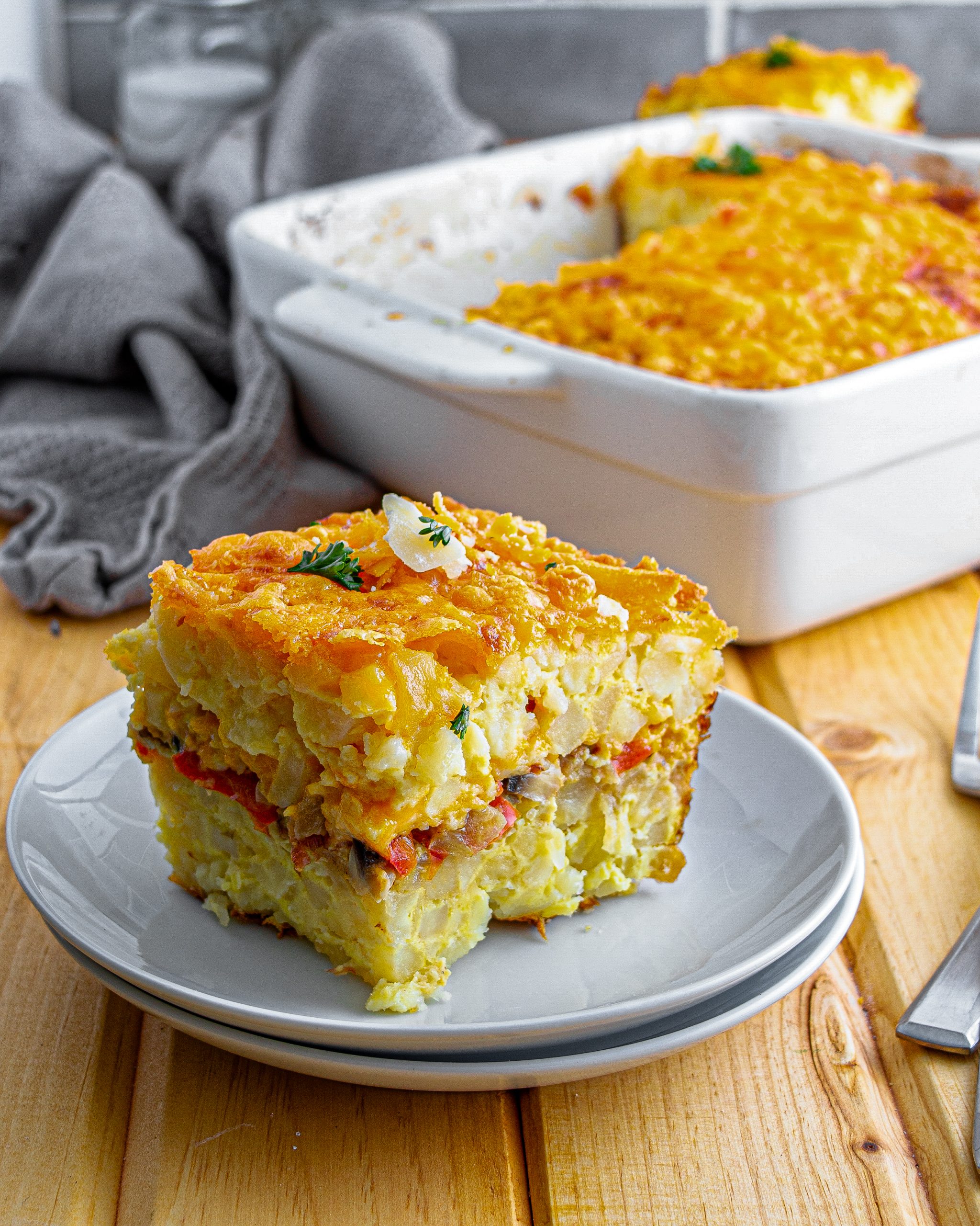 Eggs Bacon and Hashbrown Casserole - Sweet Pea's Kitchen