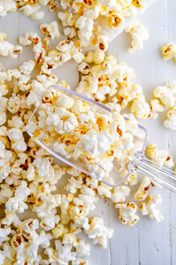 Kettle Corn, Kettle popcorn, Sweet popcorn recipe, Kettle corn seasoning, How to make kettle corn, Easy popcorn recipe
