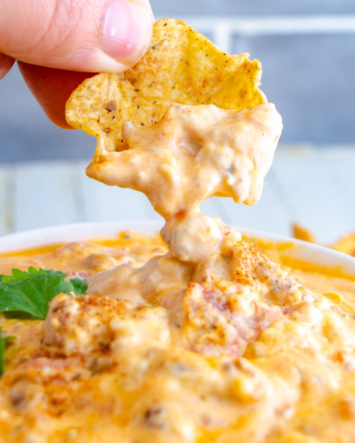 Rotel Dip Recipe, Cheesy rotel dip, Rotel dip with velveeta, Velveeta cheese dip with rotel, Rotel dip for parties