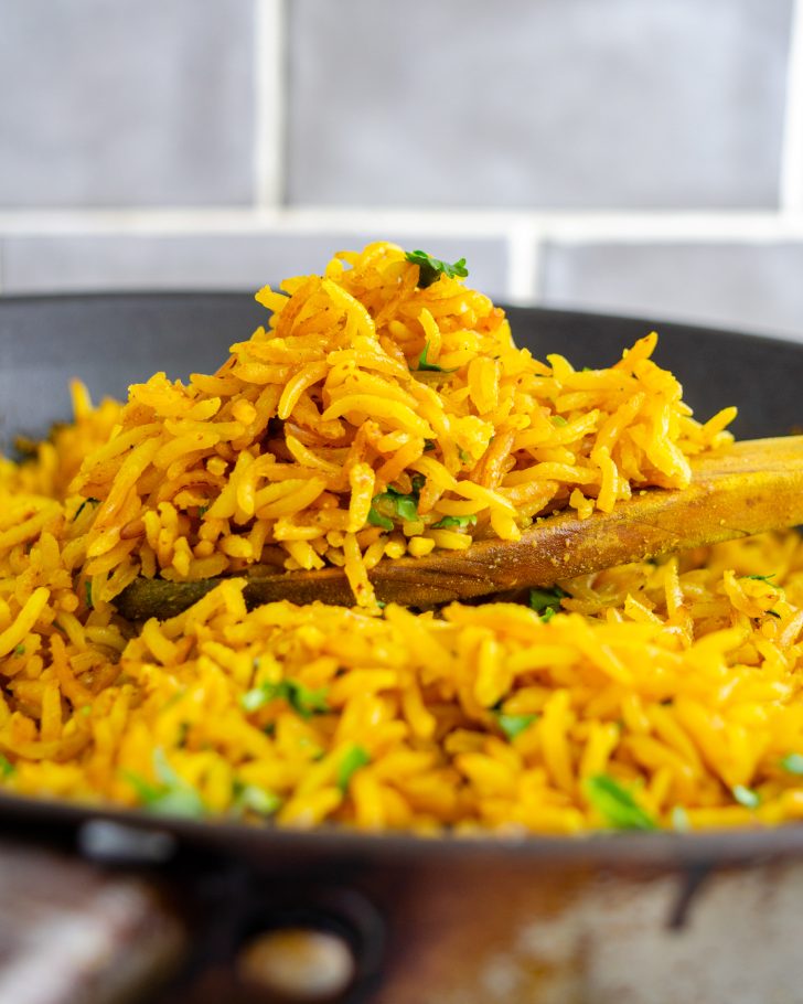 Yellow Rice, Yellow rice recipe, What is yellow rice, Yellow rice seasoning, Simple rice recipe