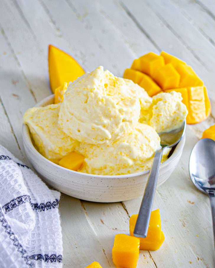 Blender mango ice cream, Fresh mango ice cream, Mango frozen dessert, Homemade mango ice cream 